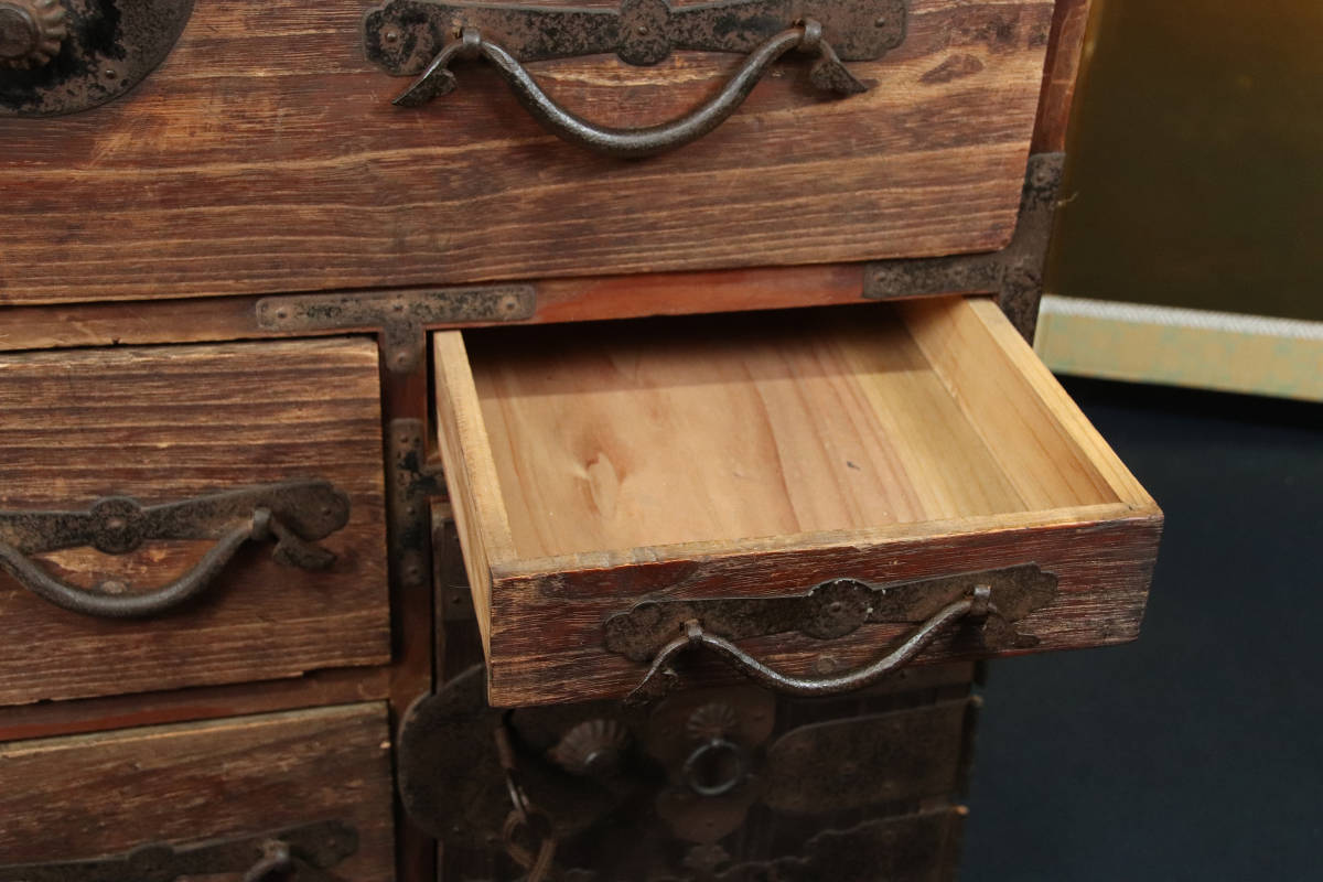 時代家具 小箪笥 整理箪笥 鍵付き 鉄金具 船箪笥 水屋箪笥