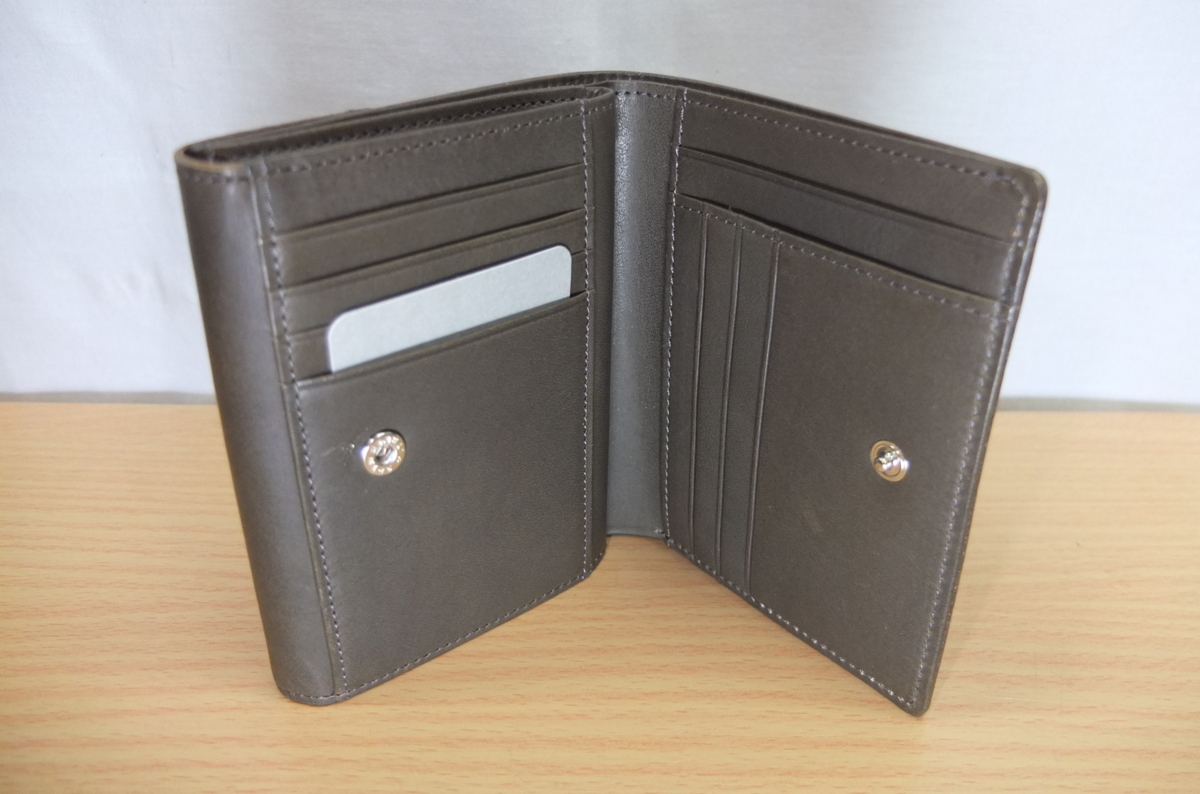 2. folded wallet wallet coin case attaching cow leather . green group khaki 2 Britain MARGARET HOWELL idea* unused cheap!