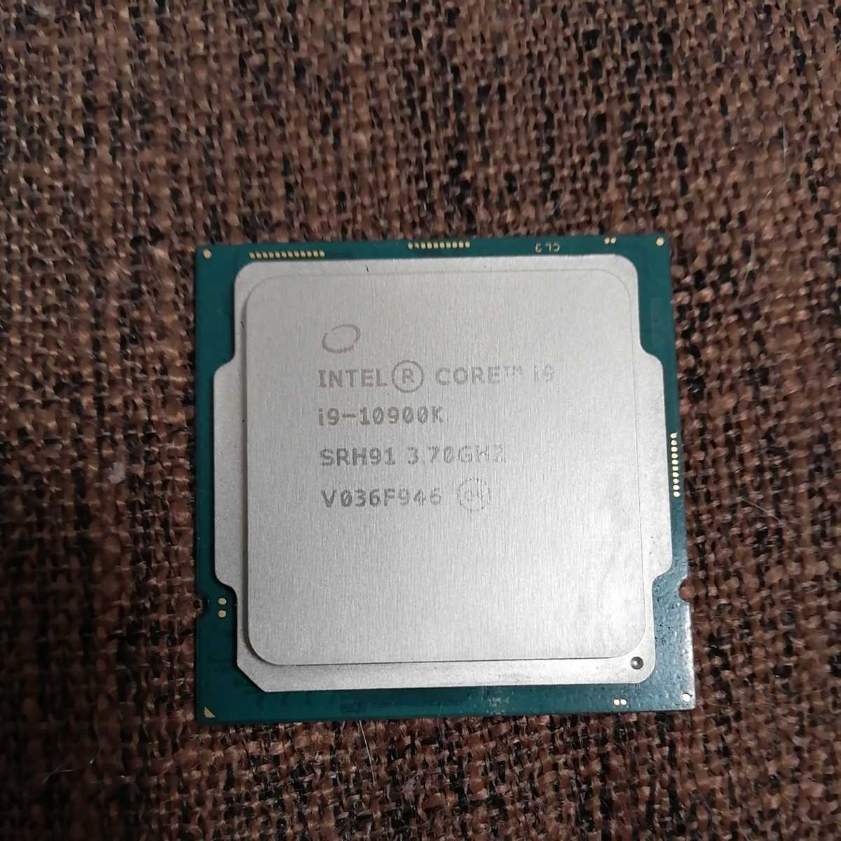 インテル Intel Core i9 10900K CPU中古pc解体ジャンク品！_画像1