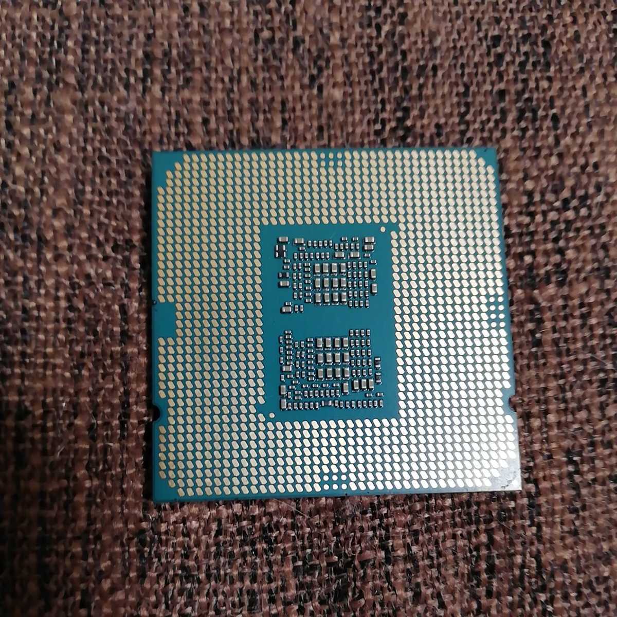 インテル Intel Core i9 10900K CPU中古pc解体ジャンク品！_画像2