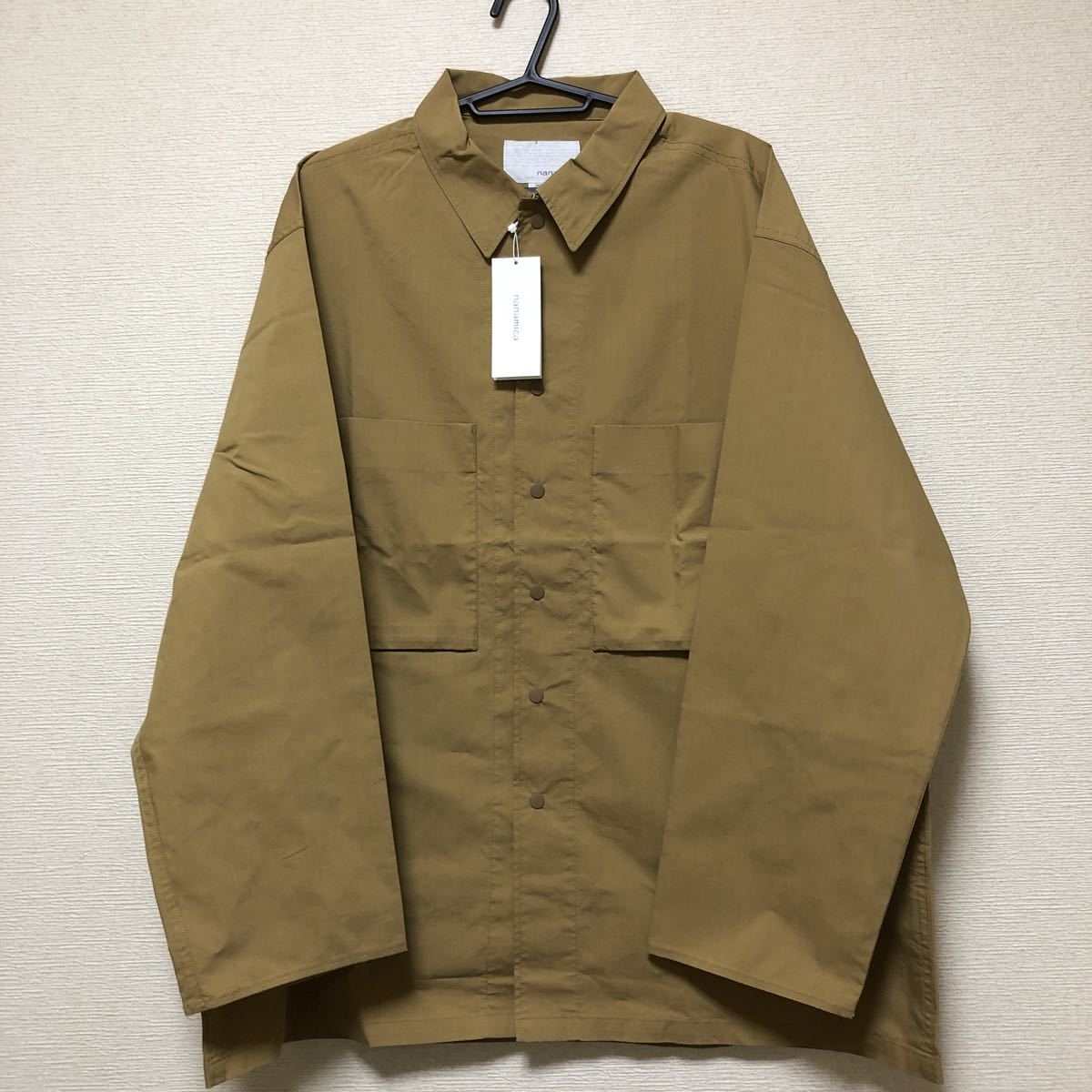 新品タグ付 Sサイズ nanamica Utility Shirt Jacket SUAS058　ナナミカ シャツジャケット コーチジャケット ベージュ オーバーサイズ