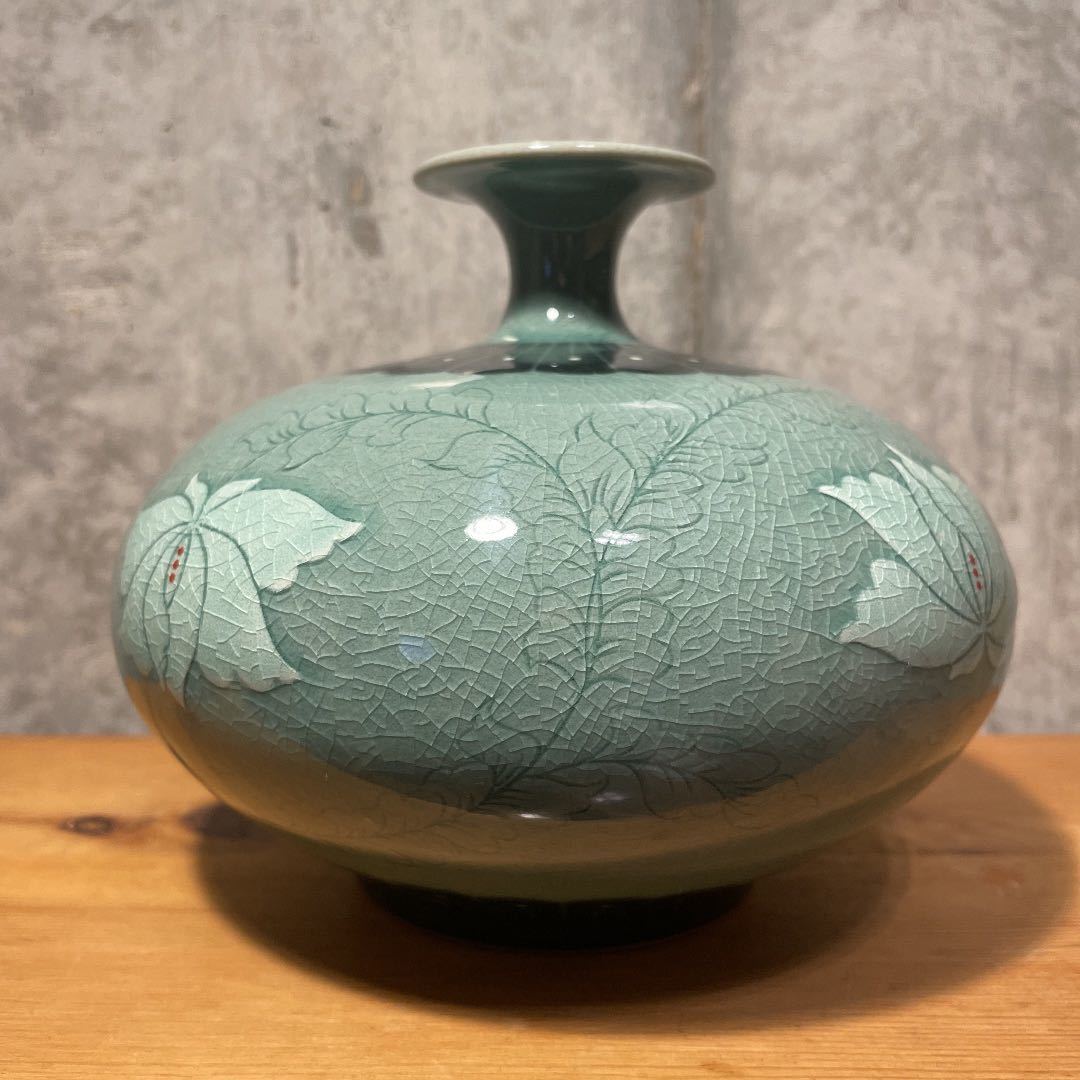壺 青磁 古岩陶芸 Yahoo!オークション - 古岩陶藝研究所 金興福 高麗青磁 花瓶 共箱