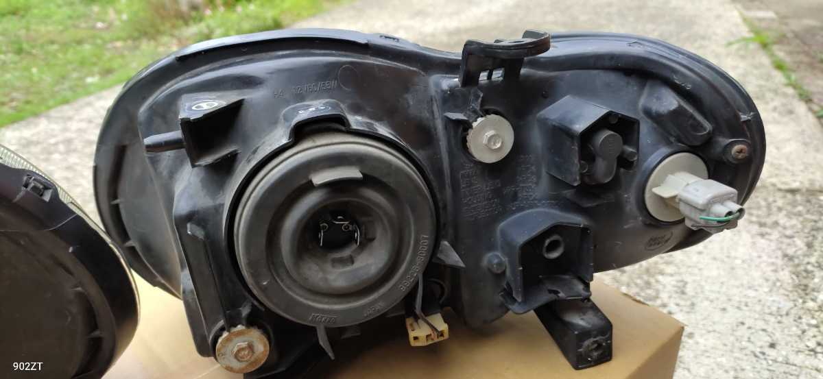 スズキ アルトワークス ヘッドライト 左右セット HA22S HA12S パーツ スズキ アルトワークス ヘッドライト 左右セット HA22S HA12S パーツ