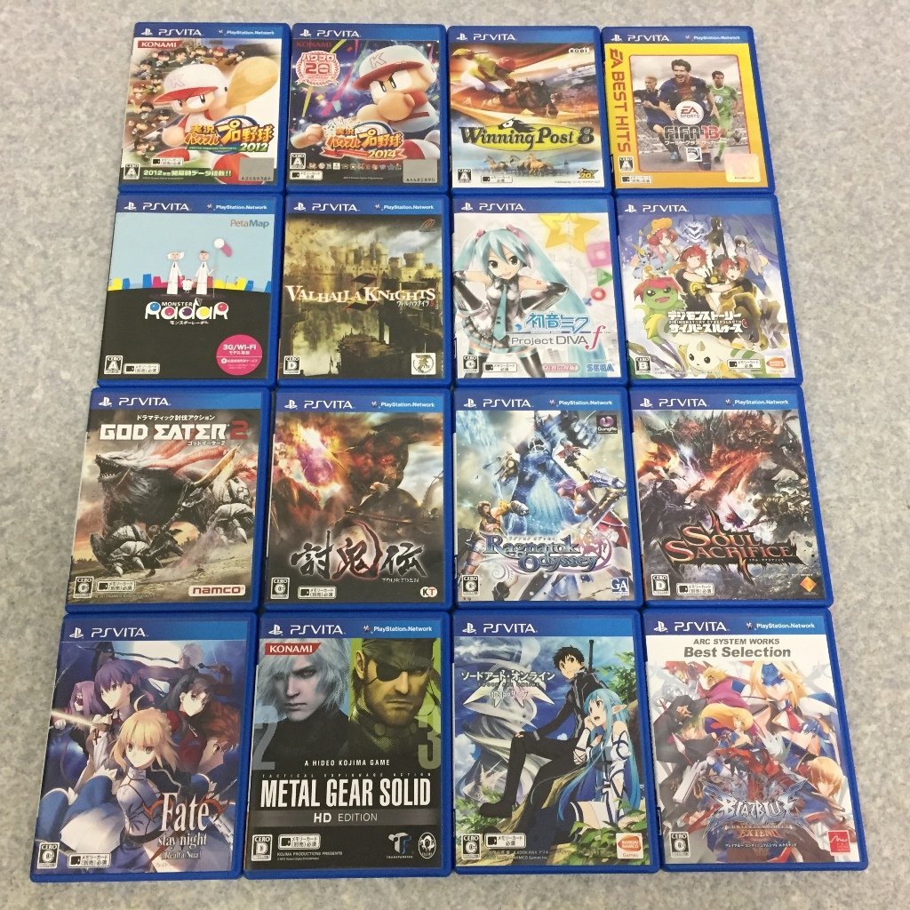 ☆32GBメモリーカード付き！PlayStation Vita クリスタル・ブラック