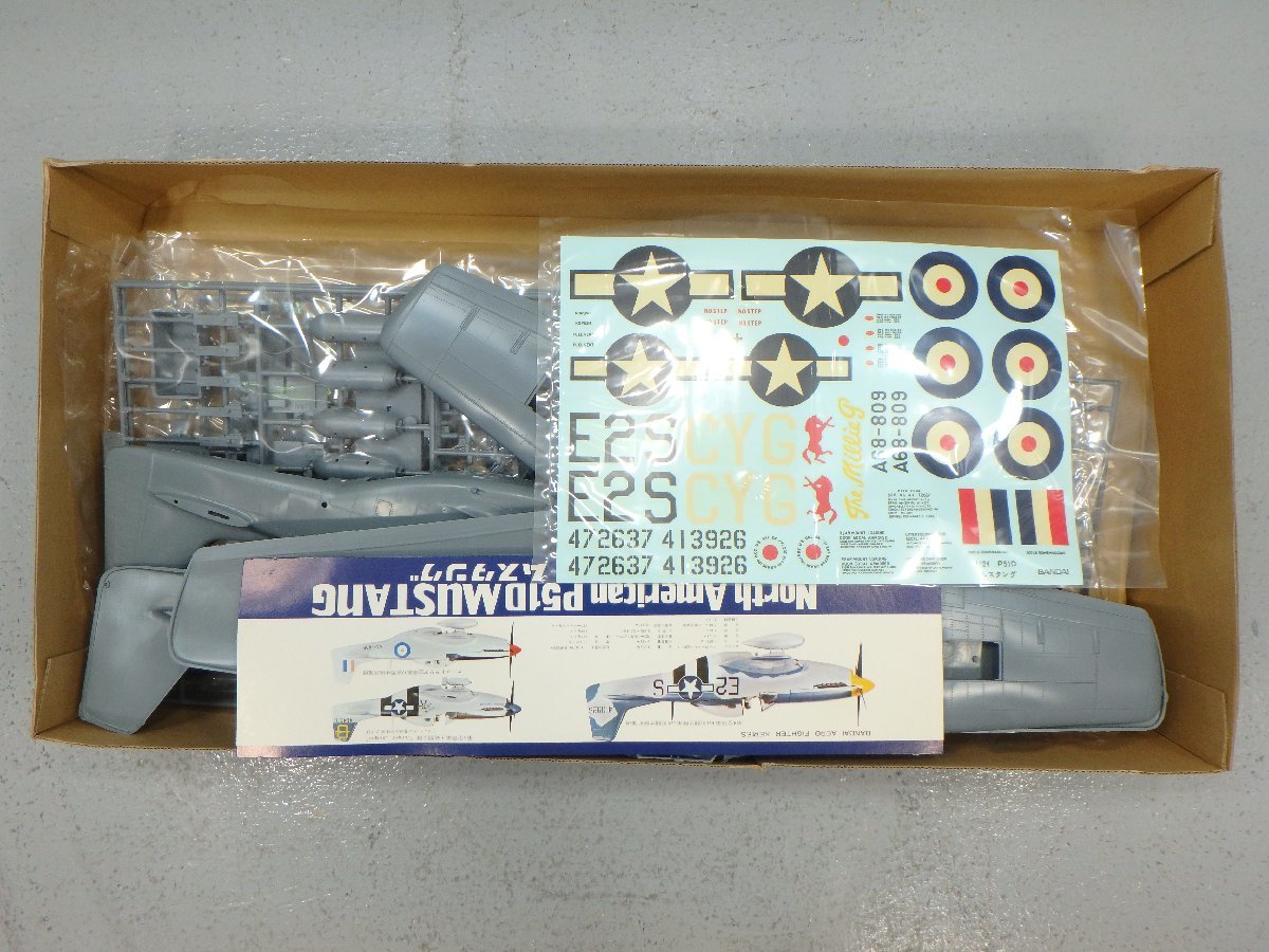 △（２）タバコ臭有 部品数未確認 ジャンク品 バンダイ 1/24 North American P51D MUSTANG 同梱不可 1円スタート_画像2