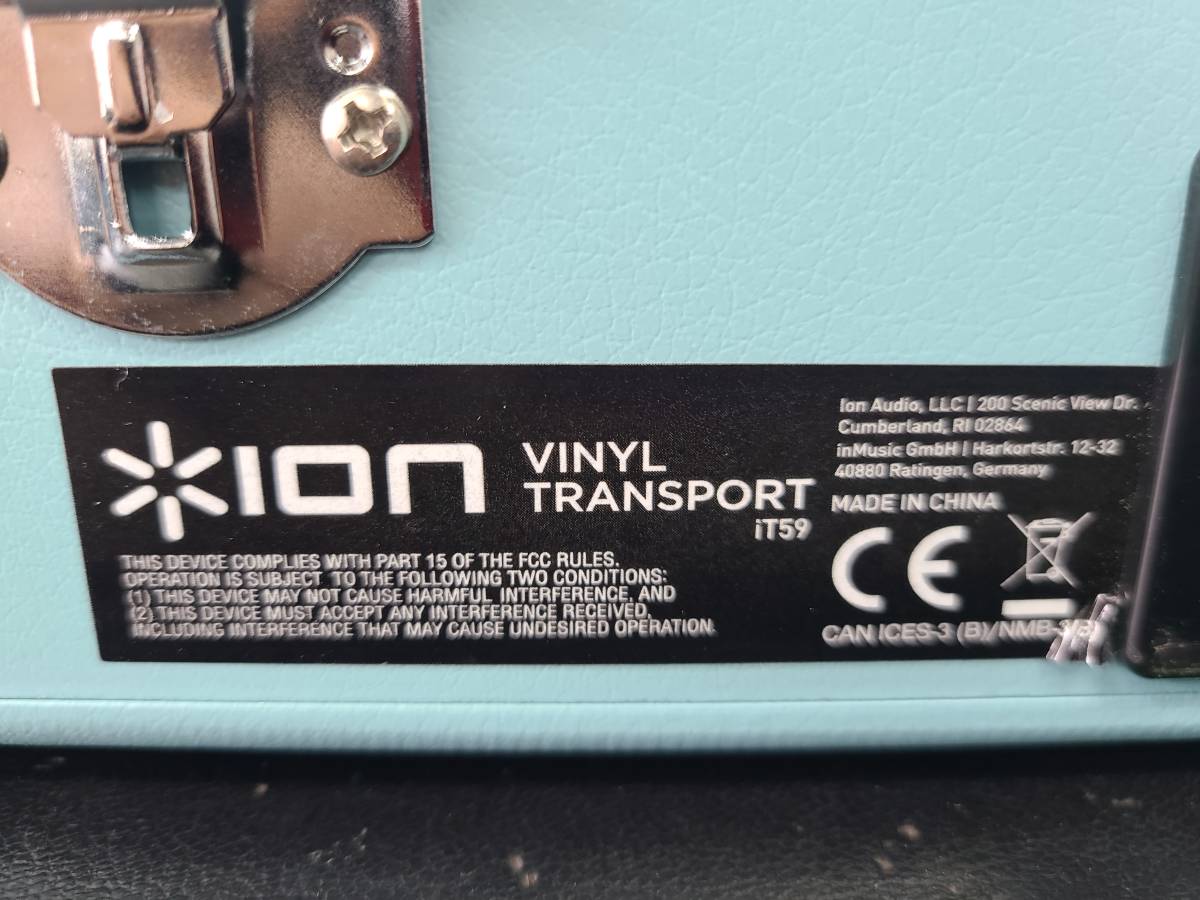 ■1340■ ION AUDIO VINYL TRANSPORT Blue ポータブル トランク型 レコードプレーヤー_画像8