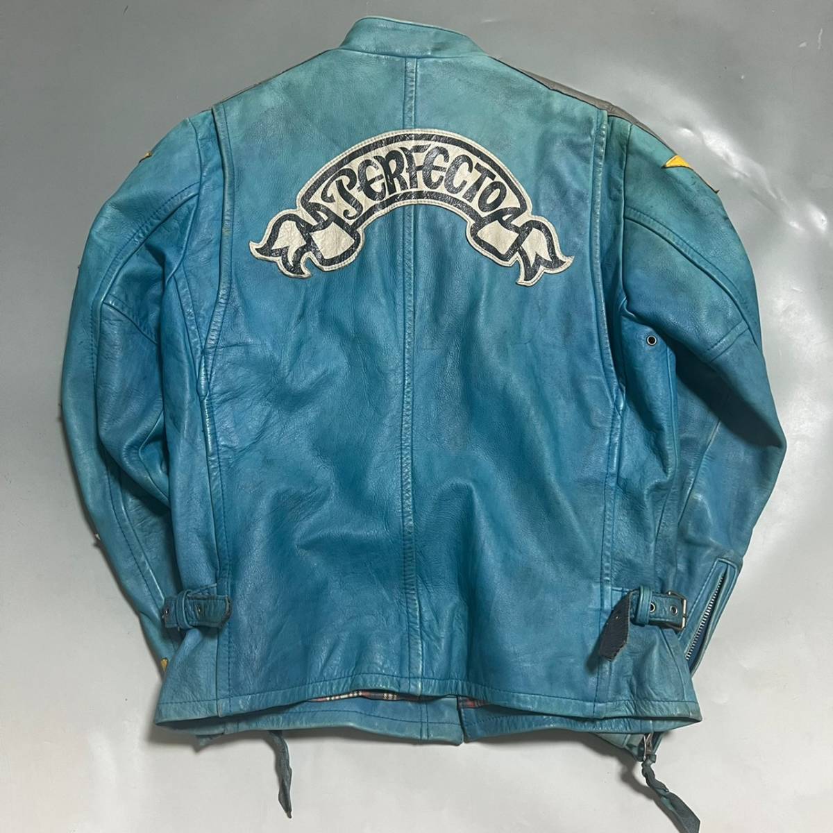 てなグッズや Schott ショット ジョニースペシャル クラシックレーサー
