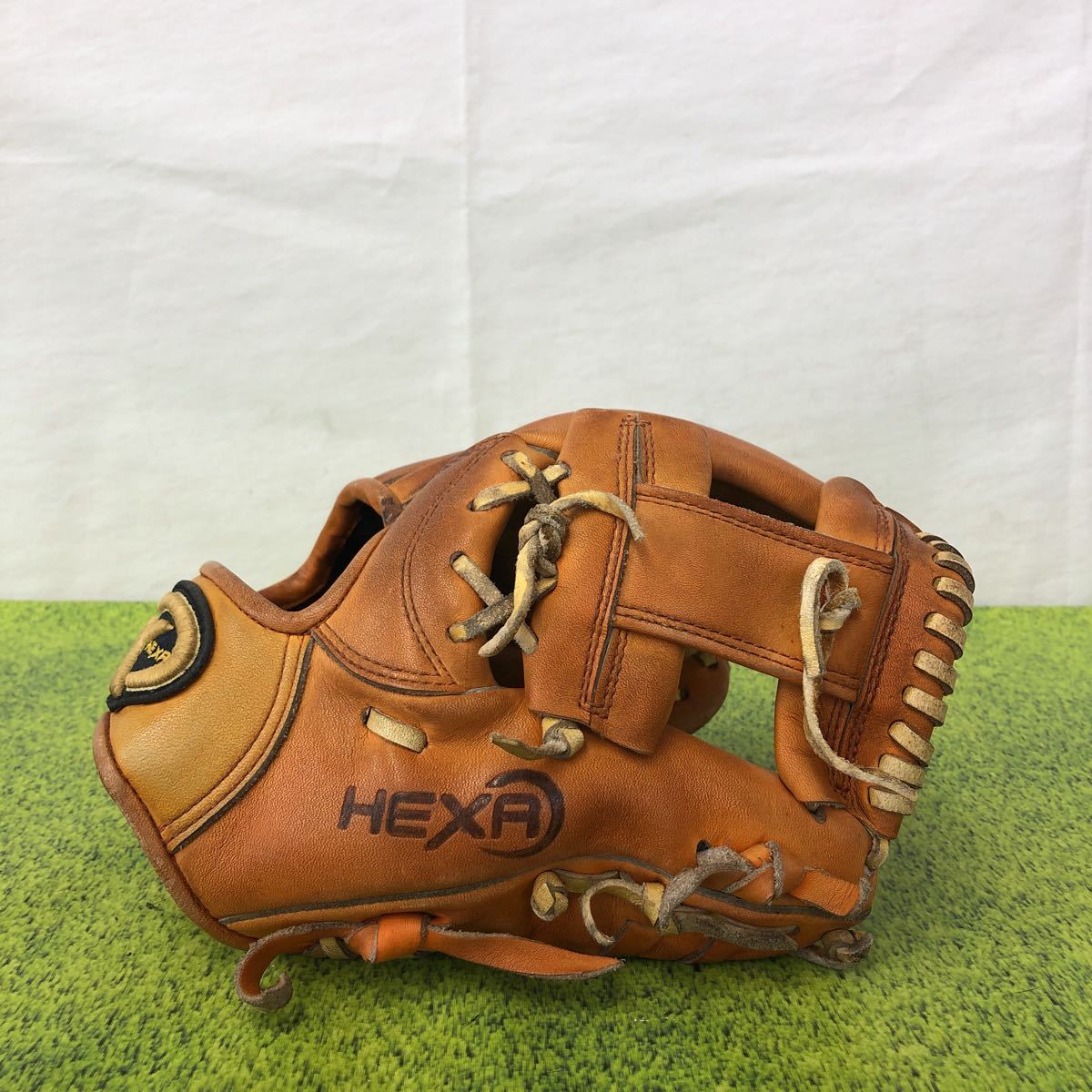 G-1394 ヘキサスポーツ HEXA SPORTS 硬式 内野手用 グラブ グローブ 野球 中古品_画像2