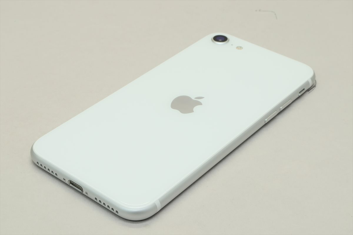 Apple iPhoneSE 64GB White (第2世代) A2296 MHGQ3J/A バッテリ100%■SIMフリー★Joshin9136【1円開始・送料無料】_画像6