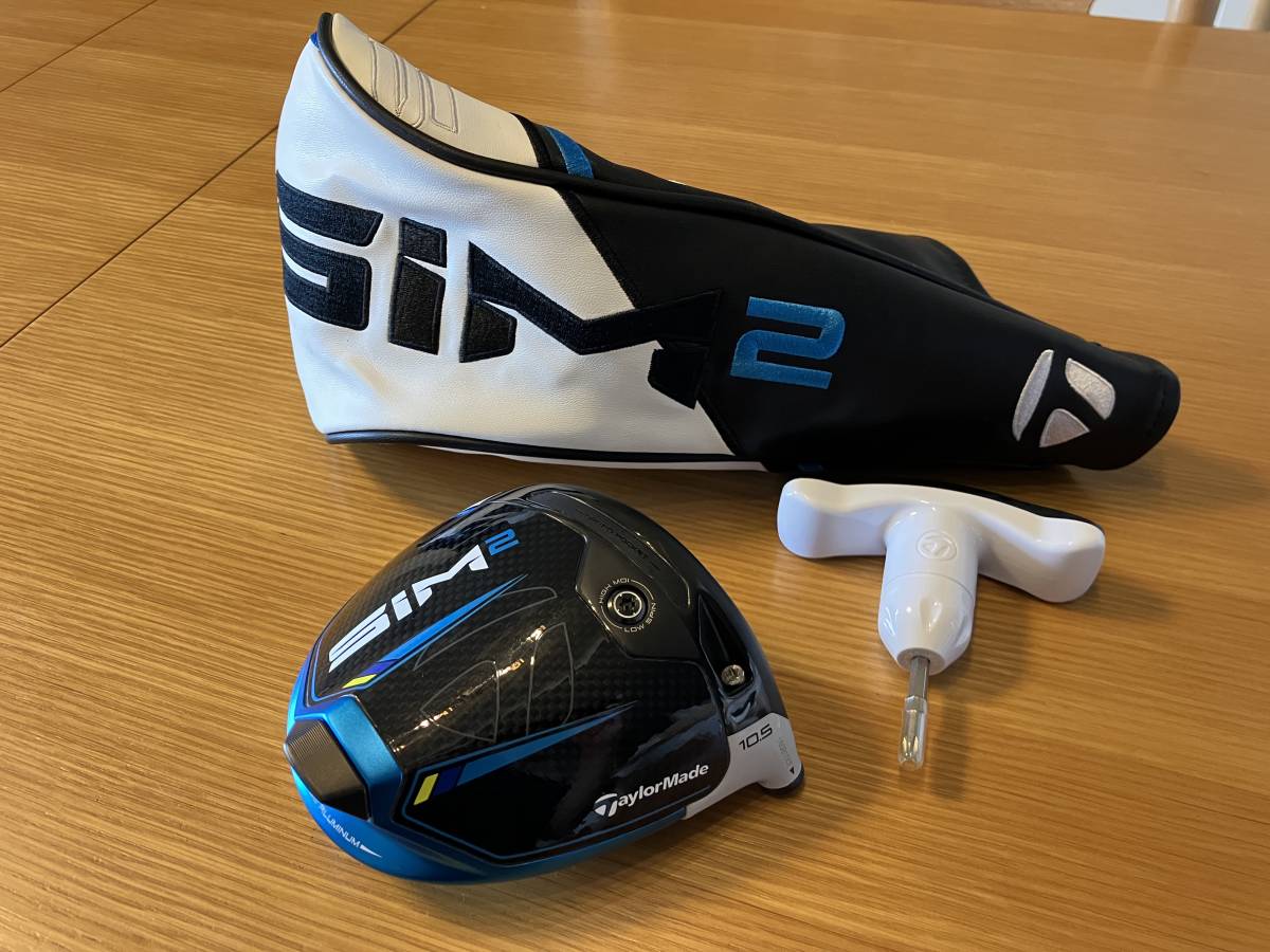 超美品 SIM2 ドライバー 10.5度 ヘッド ヘッドカバー・レンチ付属