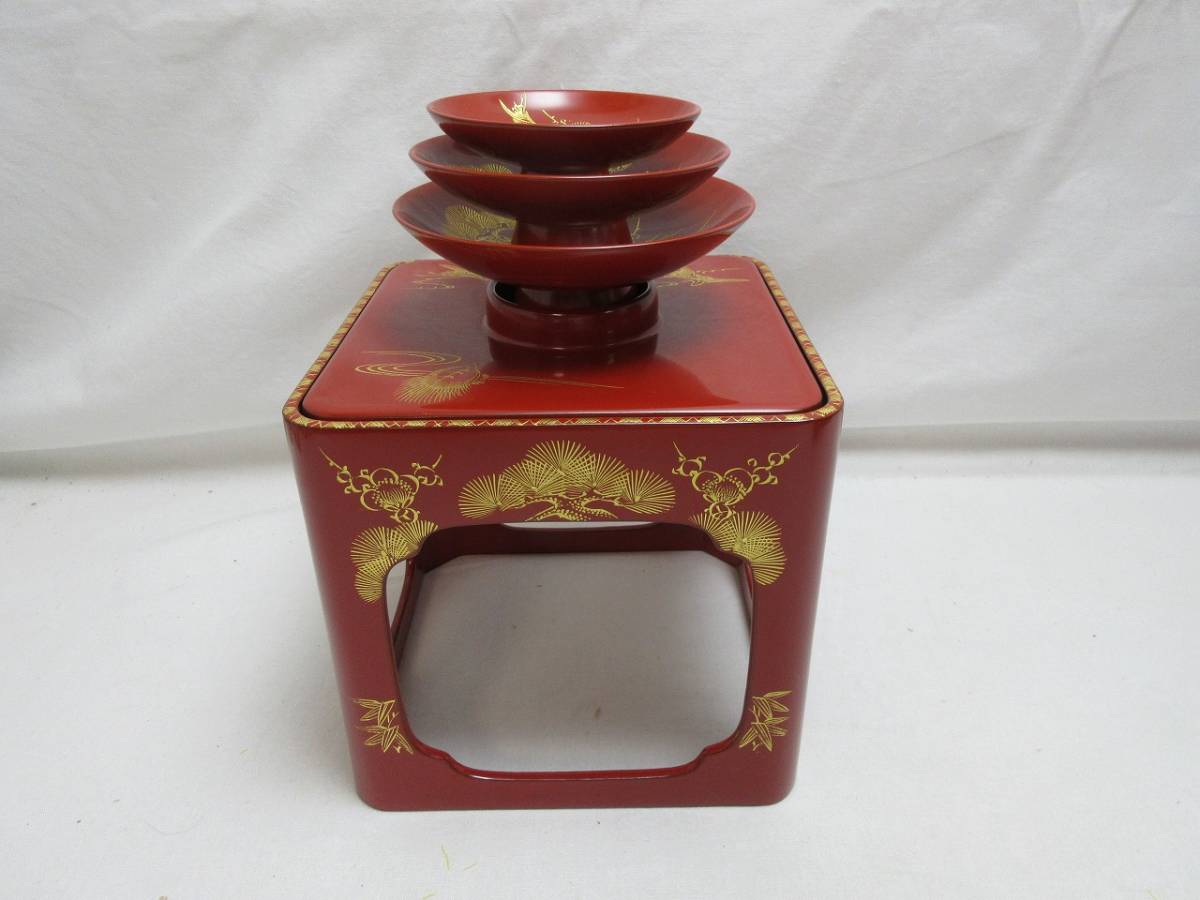 404967 【 美品 茶道具 輪島塗七ツ揃 屠蘇器 木製朱塗 沈金松竹梅鶴亀