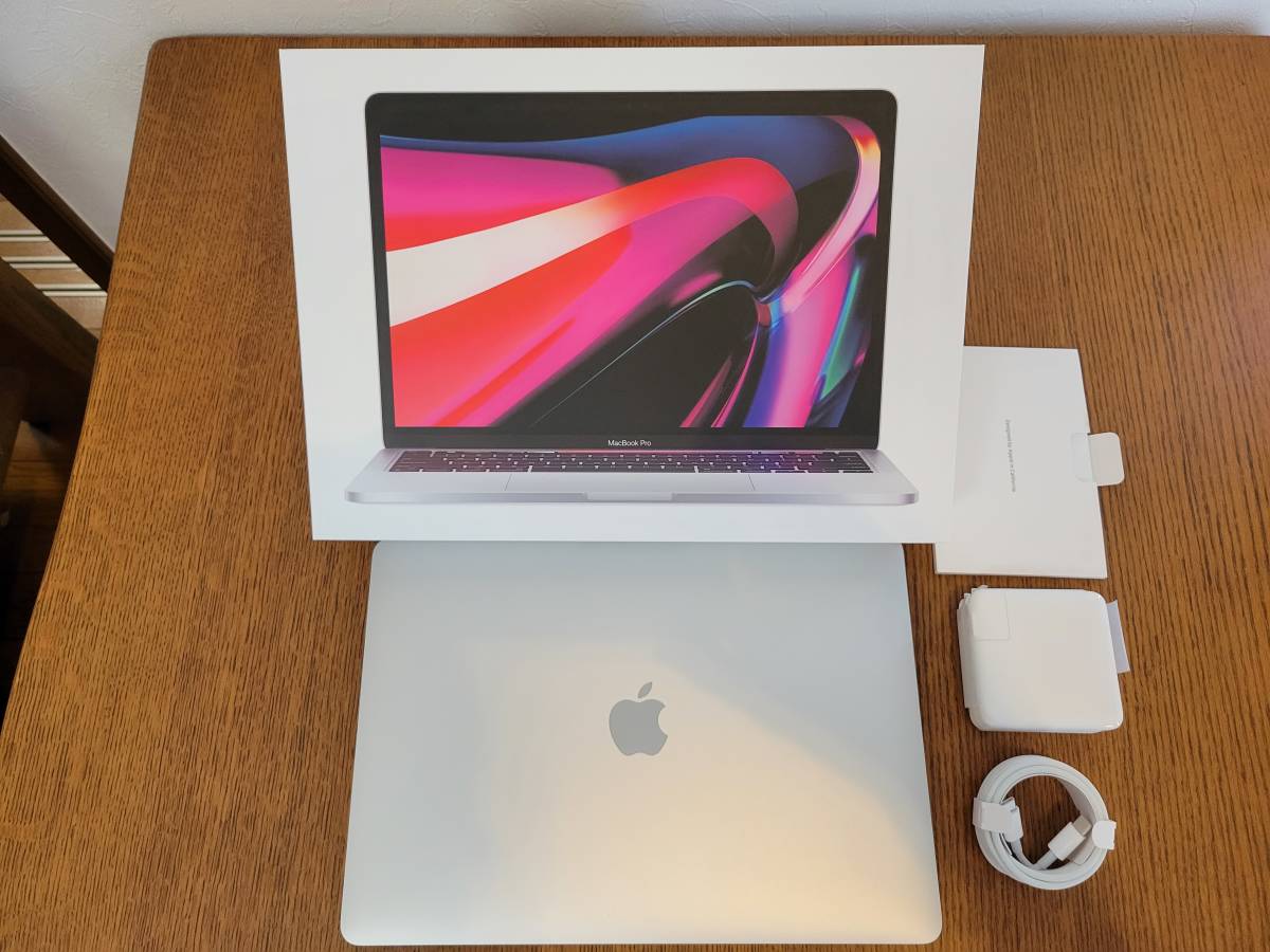 美品 MacBook Pro M1 13インチ 2020 16GB 512GB シルバー 美品 MacBook Pro M1 13インチ 2020 16GB 512GB シルバー