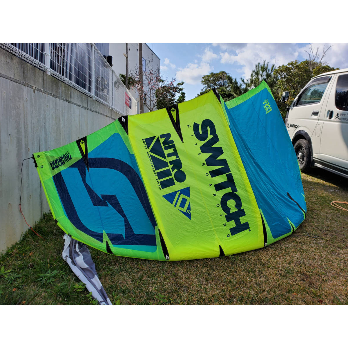 2021 Switch nitro 9 meter kiteboarding kitesurfing kite カイトサーフィン用カイト 4行 カイト＆バッグ _画像3