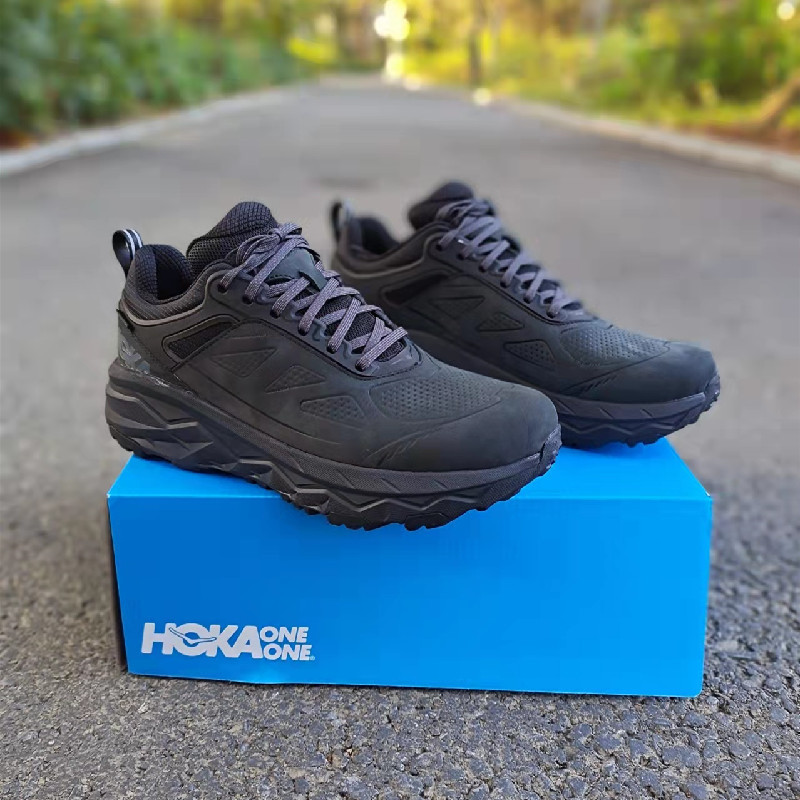 ホカオネオネ Hoka One One 防水 スニーカー CHALLENGER LOW GTX