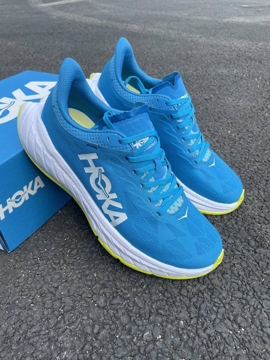 Hoka OneOneホカオネオネ スニーカー CARBON X2 ウォーキングシューズ