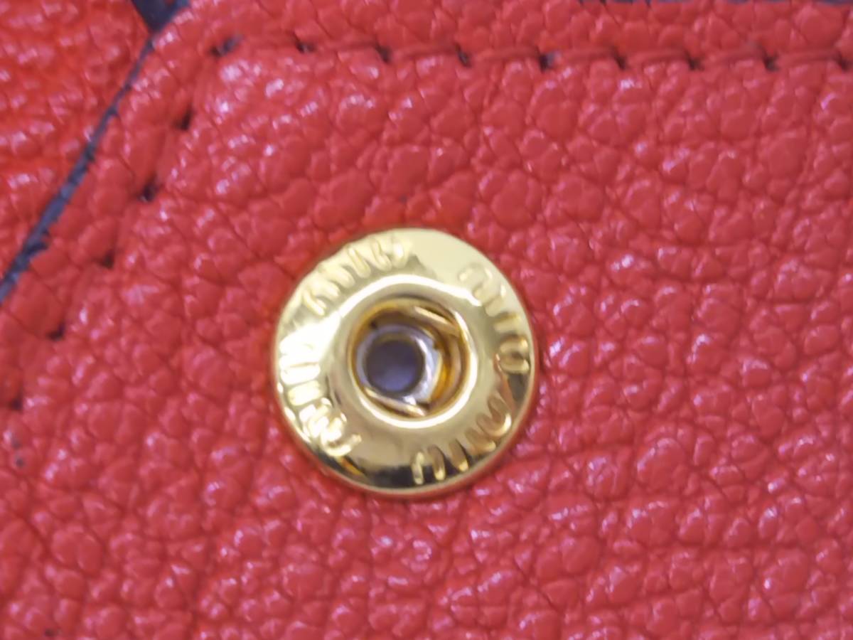 MIU MIU マドラスフォーエバー 5MF01F レザー ポーチ 赤 - reintegro.ar