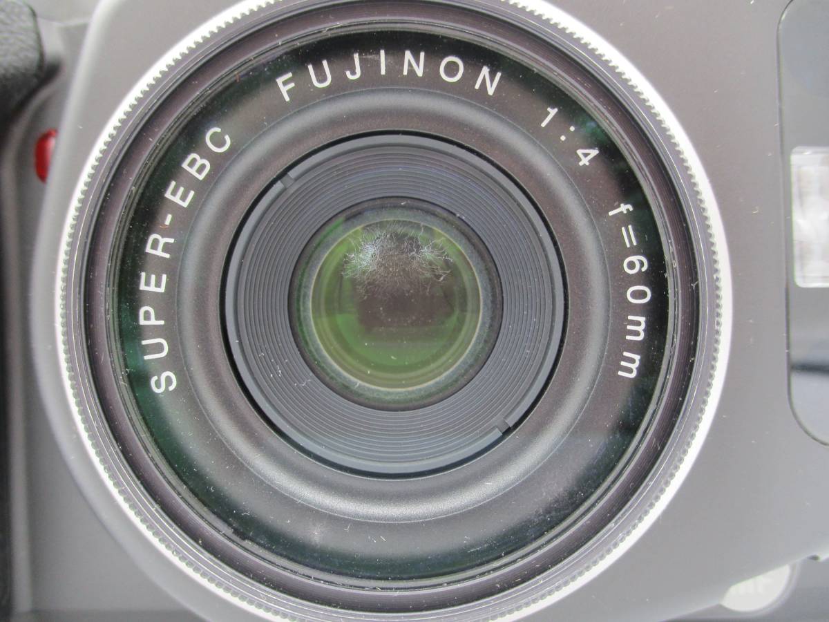中古品 カメラ フジフィルム GA645 Professional 6×4.5 SUPER-EBC FUJINON 1:4 f=60mm※動作未確認／A_画像3