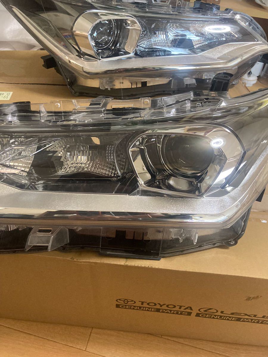 代引き手数料無料カローラフィールダーWXB❗️ヘッドライト❗️LED