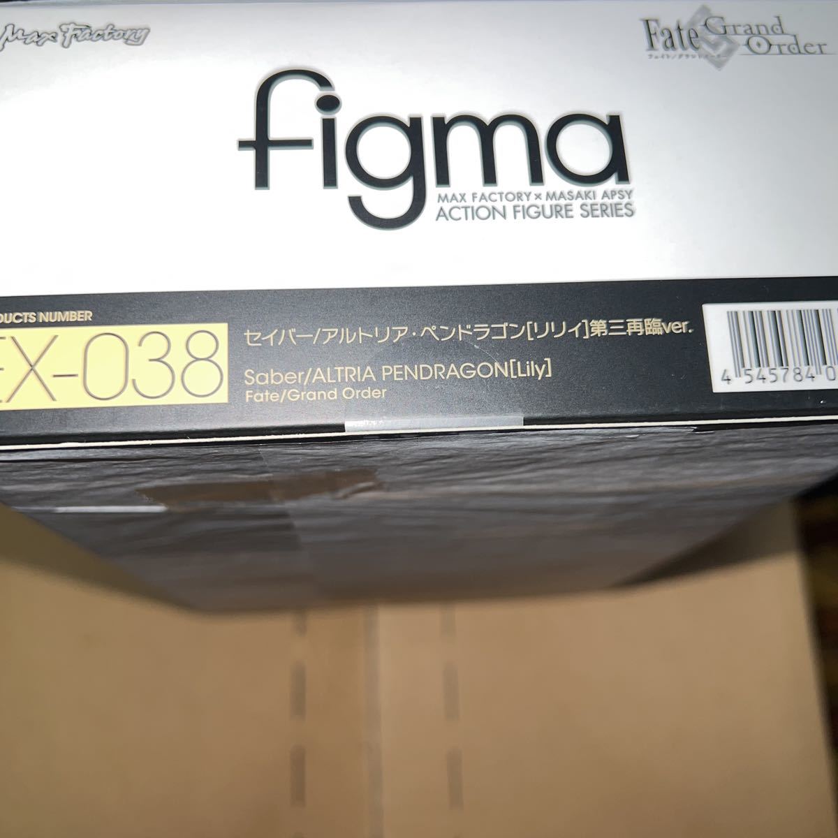 figma EX-038 Fate/Grand Order セイバー/アルトリア・ペンドラゴン[リリィ] 第三再臨ver. 未開封品 ワンフェス FGO _画像4