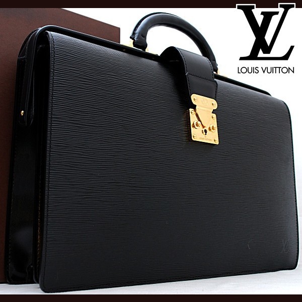 ☆極美品☆ ルイヴィトン Louis Vuitton エピ セルヴィエット フェルモ