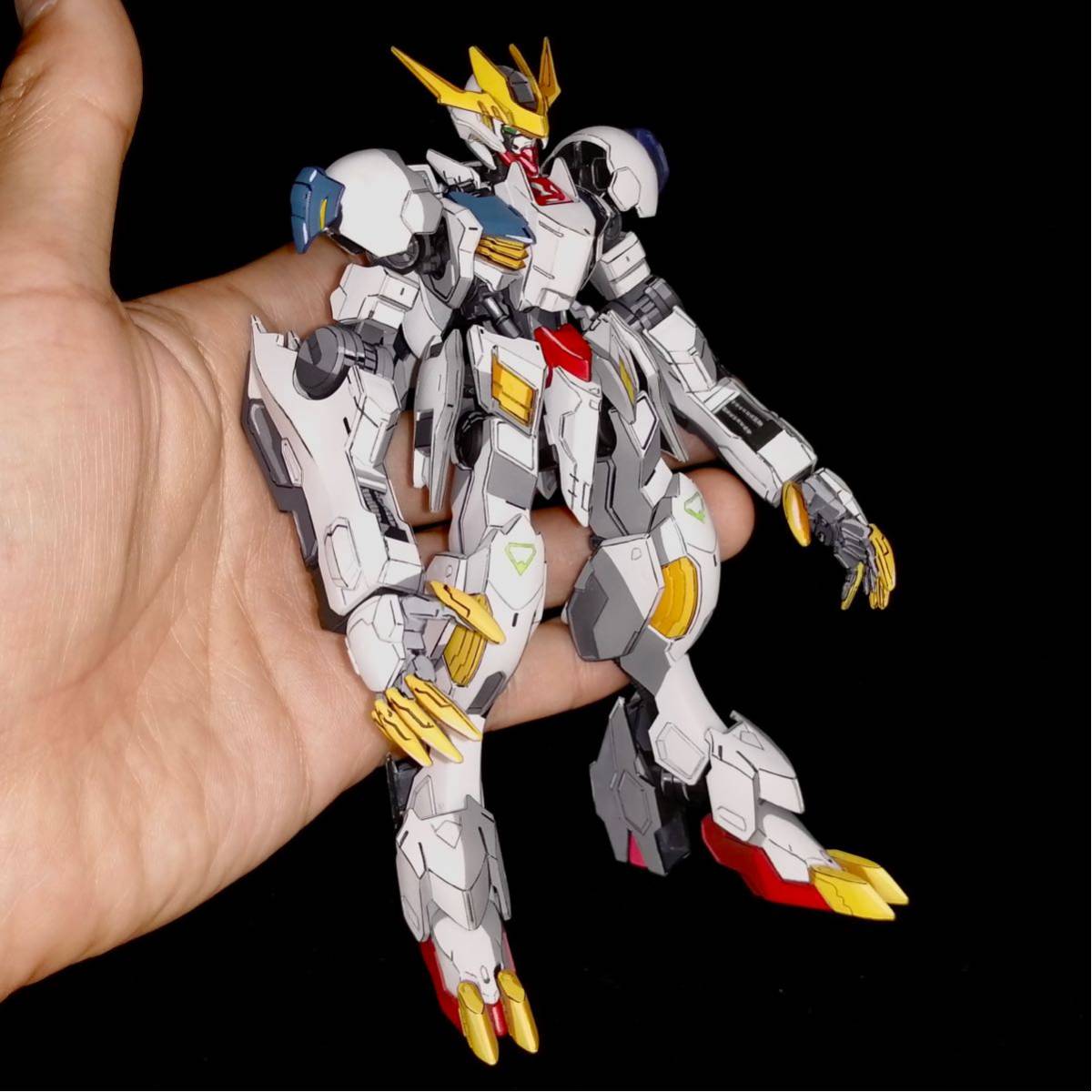 バルバトスルプスレクス イラスト風模型 塗装済 完成品 アニメ バルバトスルプスレクス イラスト風模型 塗装済 完成品 アニメ