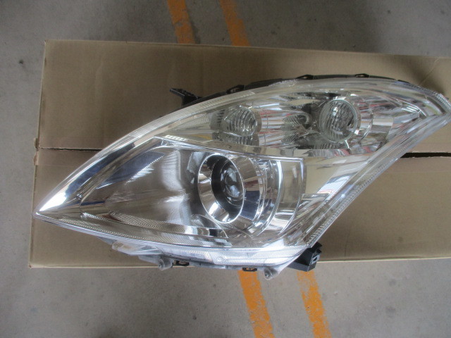 スイフト.・ZC72S・ZD72S☆ヘッドライトユニット左HID