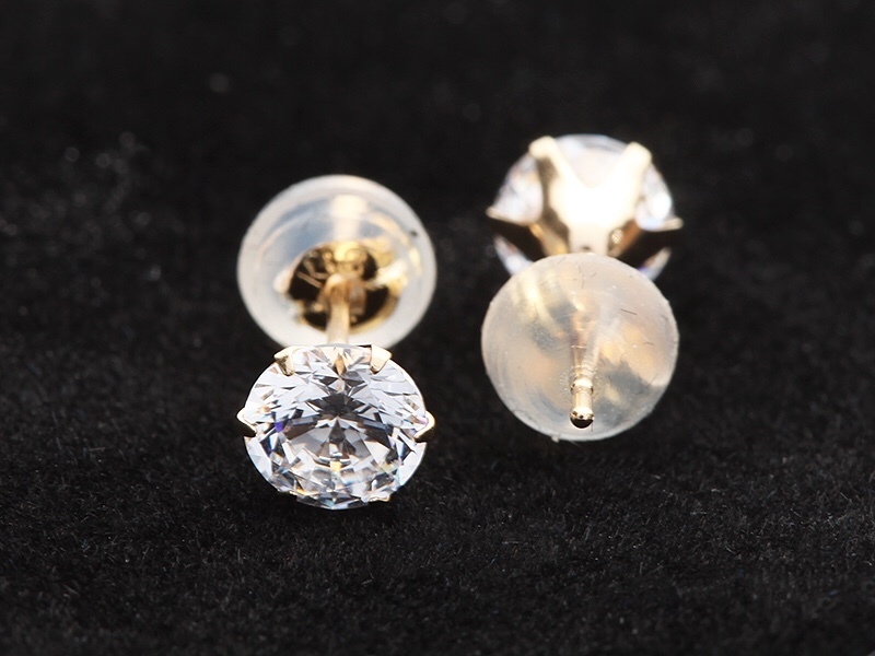 ★★純正イエローゴールドピアス★★K18ダイヤモンドピアス1.46ct ペア高級※※☆輝きの一品☆純正18金★宝石店お墨付き★_画像1