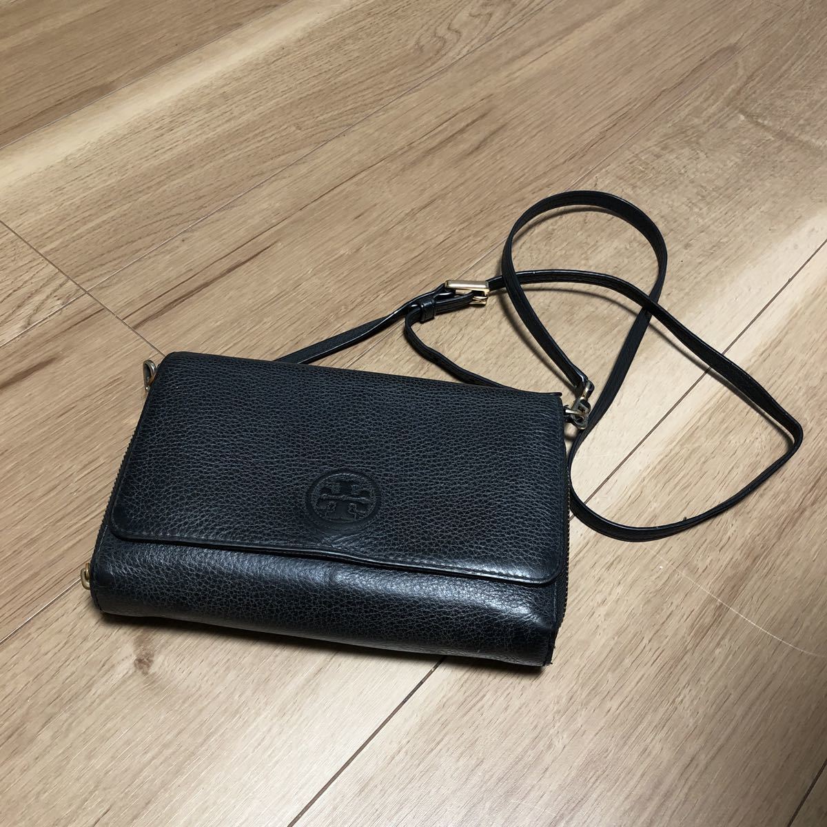 トリーバーチ　お財布ショルダーバッグ TORY BURCH お財布ショルダー　ショルダー