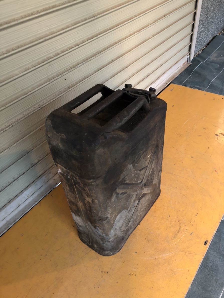* fuel tank gasoline carrying can jeli can USA used *