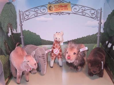 若者の大愛商品 シュタイフ/Steiff◇2006世界限定◇「Zooセット 動物5体(キリン シュタイフ社