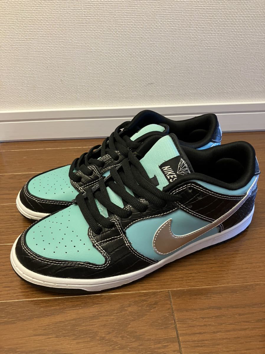 NIKE SB DUNK LOW DIAMOND SUPPIL Co. TIFFANY ナイキ SB ダンク ロー