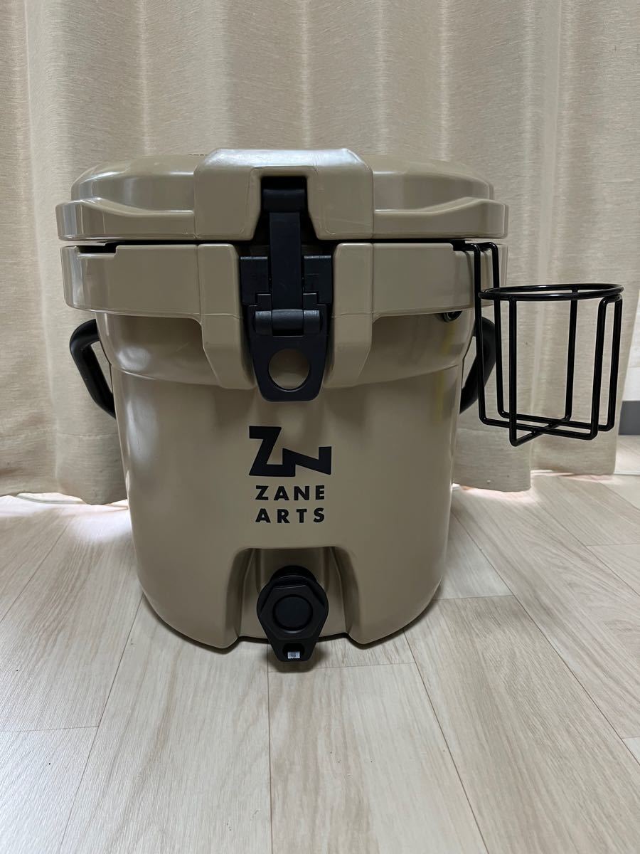 アイスランドクーラー ウォータージャグ 2.5ガロン ドリンクホルダー付き おまけYETIステッカー