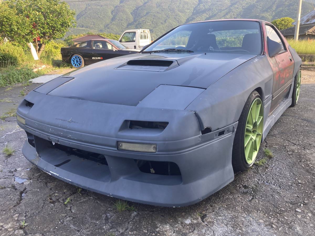 マツダ fc3sサバンナRX-7 5MT ドリフトサーキット専用 書類無し 不動車