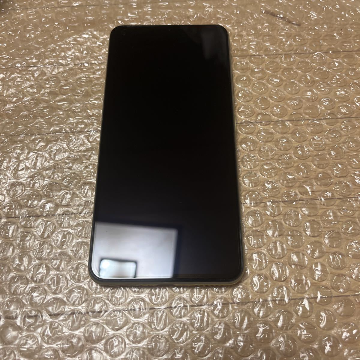 ほぼ新品 Xiaomi Mi 11 Lite 5G イエロー SIMフリー 国内版 シトラス