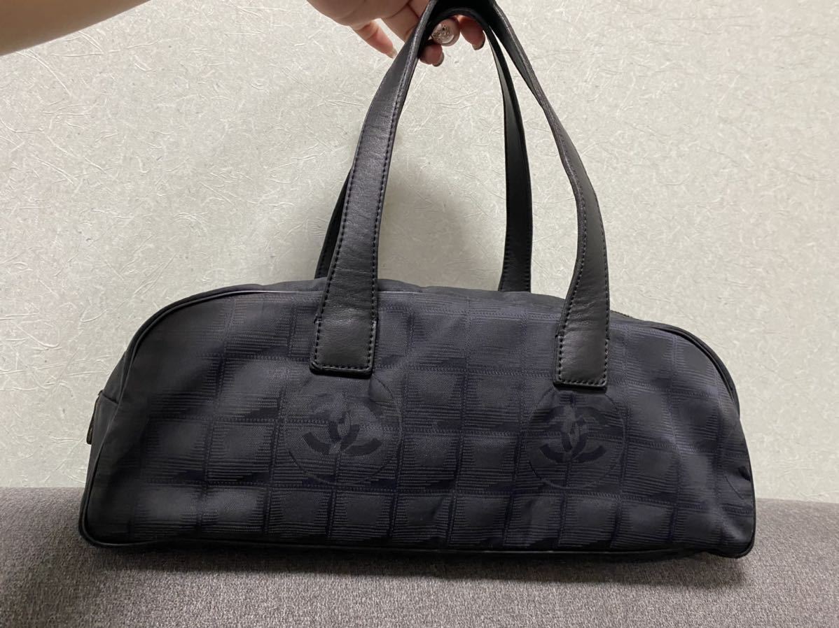 CHANEL シャネル ココマーク ブラック カバン バッグ ニュートラベル