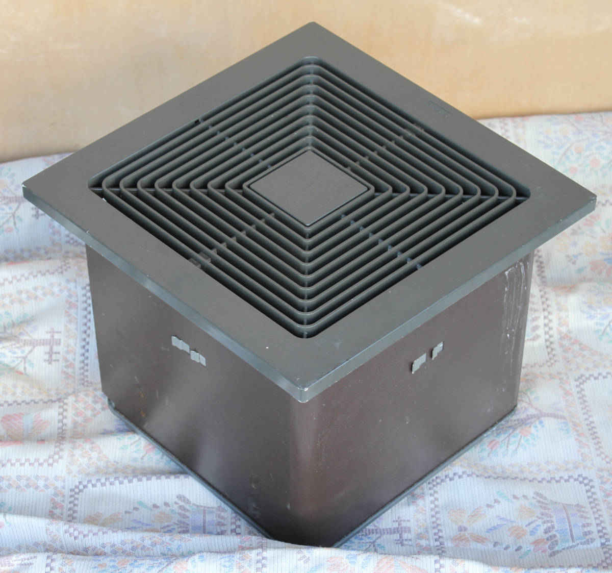 Yahoo!オークション - ナショナル換気扇 18cm FY-27B 天井 Yahoo!オークション - ナショナル換気扇 18cm FY-27B 天井