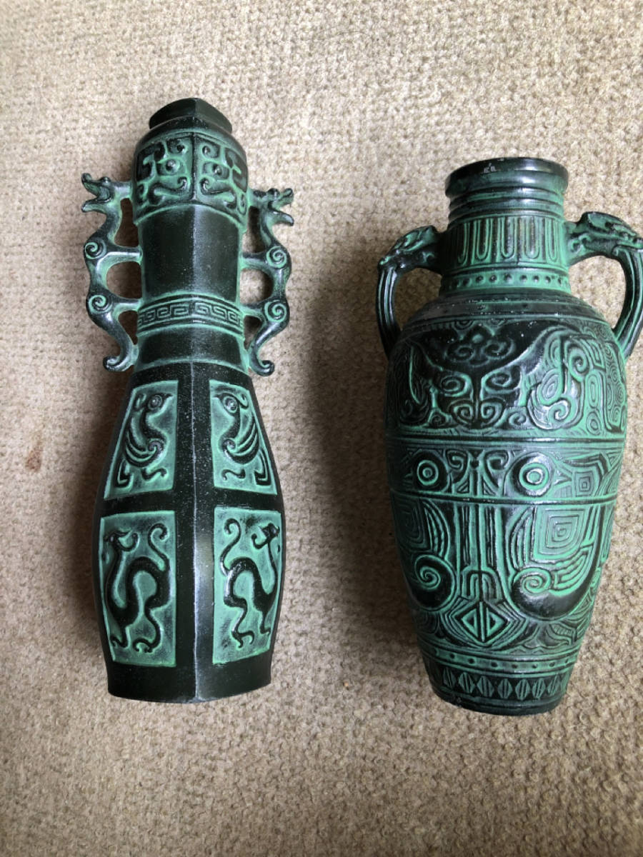 青銅花瓶 - 花瓶