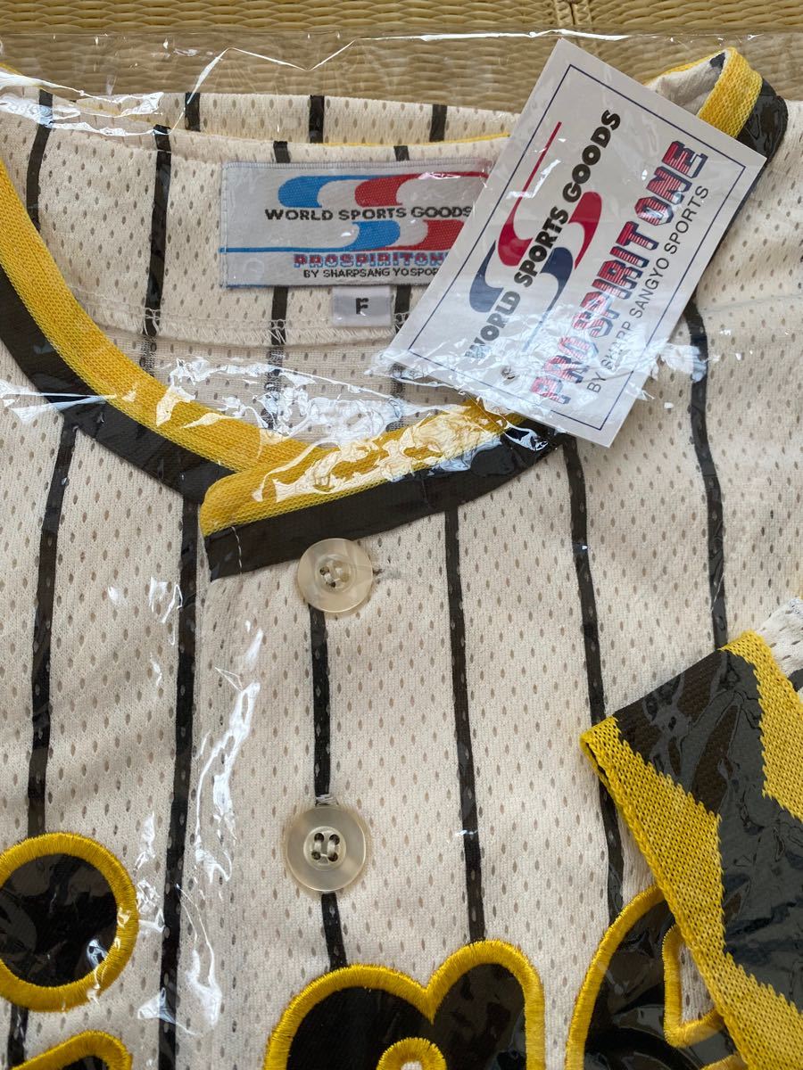 新品 タグ付き 阪神タイガース 輝流ラインユニフォーム 復刻