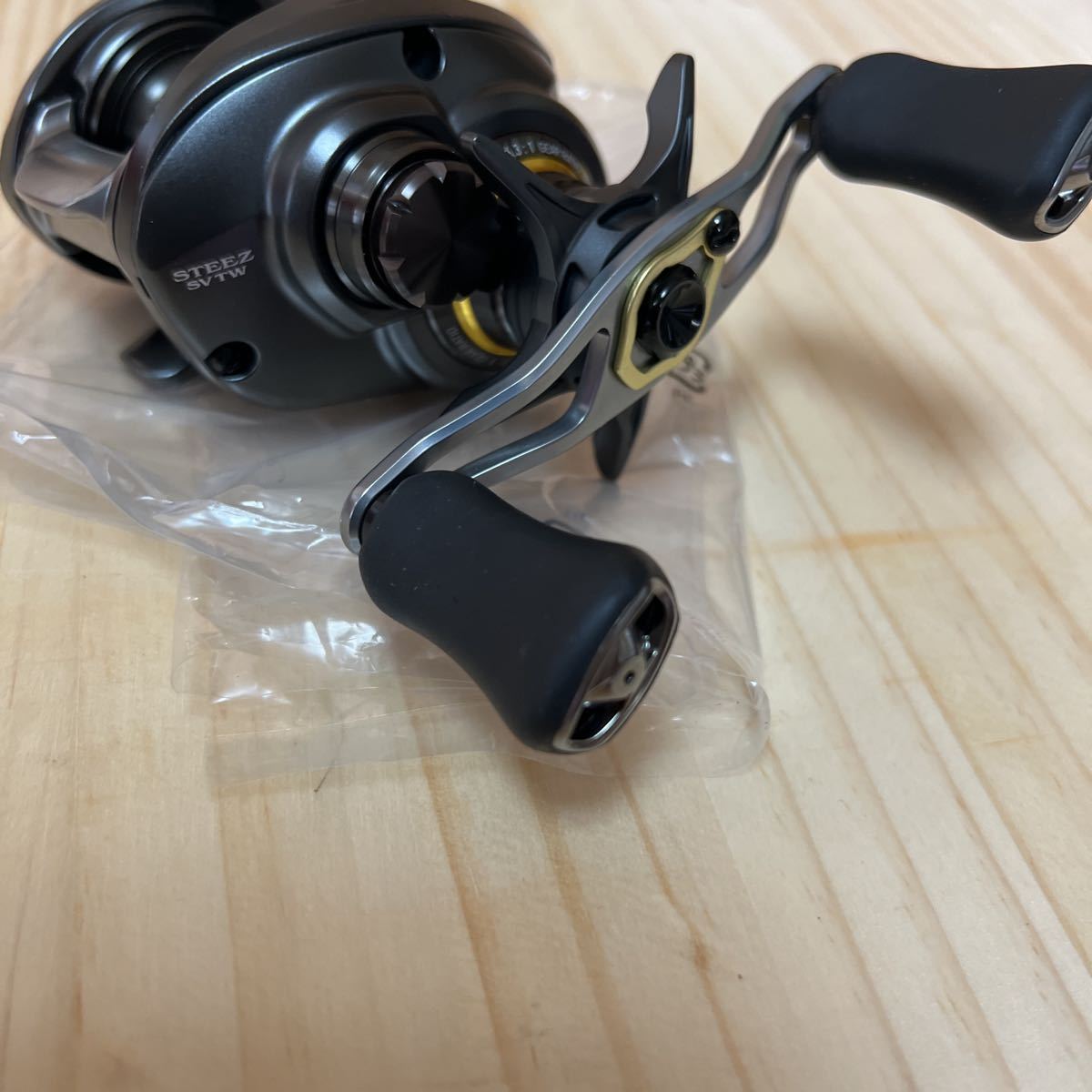 1度使用*極美品】ダイワ スティーズsvtw 1016SV-SH 6:3:1 ノーマル