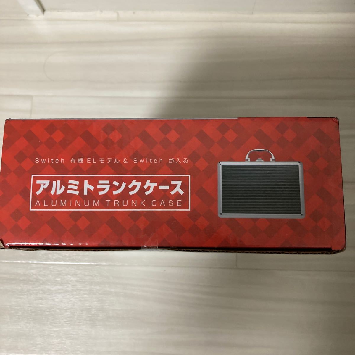 Nintendo Switch専用 アルミトランクケース RED