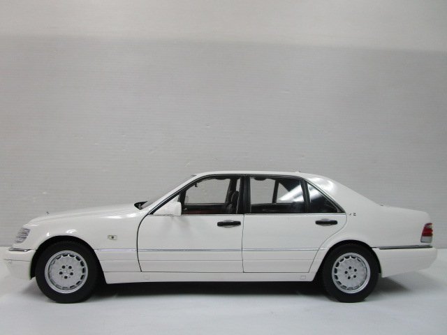 ノレブ 1/18 メルセデスベンツ S600 (W140) 1997 ホワイト (8179-77 