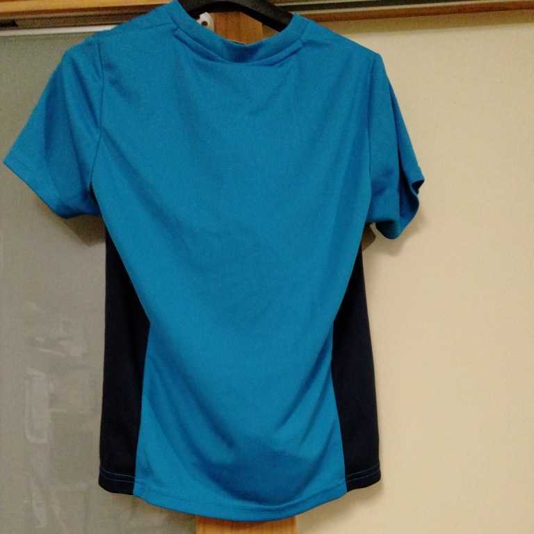 送料込 outdoor 150 Tシャツ 半袖 未使用 新品 青 ブルー ネックゲイター付き（紺色）dふの画像2