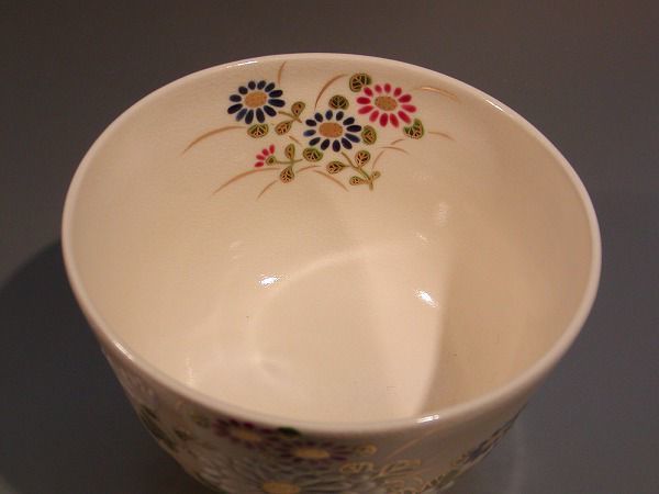 茶道具　抹茶茶碗　仁清　色絵　菊画、京焼　相模竜泉作、桐共箱　新品。_画像3