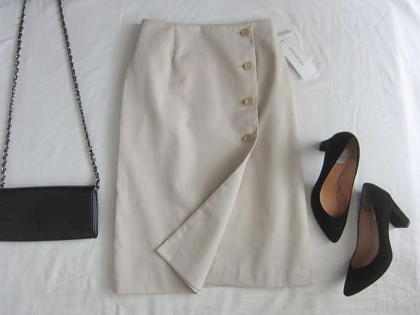 * Natural Beauty Basic NATURAL BEAUTY BASIC unused goods beige skirt 