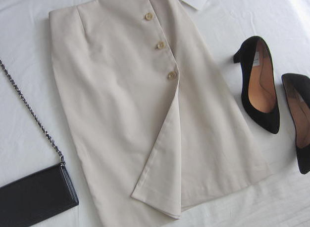 * Natural Beauty Basic NATURAL BEAUTY BASIC unused goods beige skirt 