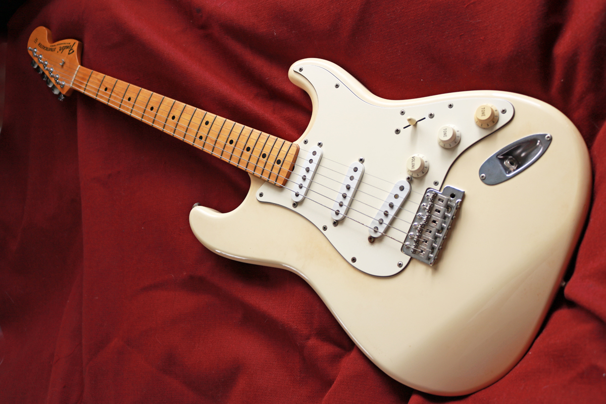 ヤフオク! - 【Fender Japan】ST68-85TX(VWH)'...