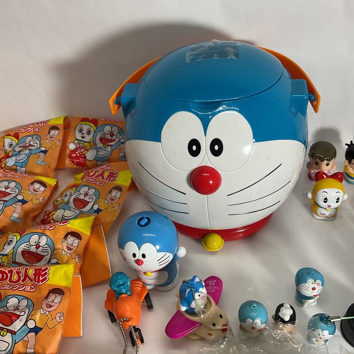 1円スタート】【同梱可】ドラえもん ミニフィギュア 指人形 1円スタート】【同梱可】ドラえもん ミニフィギュア 指人形