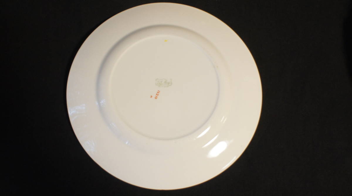 英国　人気のシェリー　ビンテージの皿　さすがのデザイン　優雅な花柄の大皿　２３ｃｍ　割れ、カゲなし　迅速発送_画像4