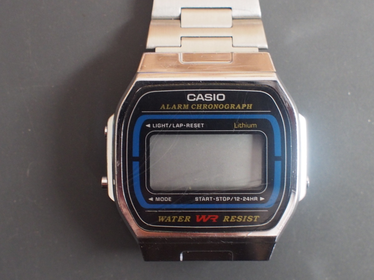 希少 ヴィンテージ カシオ CASIO チープカシオ メンズ デジタルクォーツ アラームクロノグラフ 時計 品番: A164W 管理No.00255_画像1