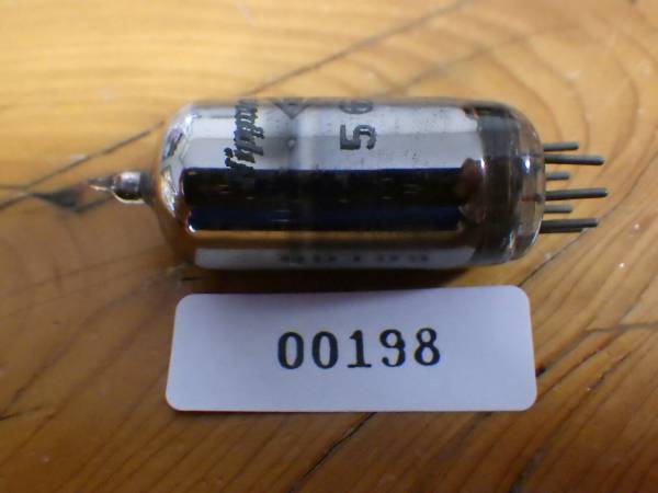 当時物 希少品 日本電気(株) (NEC) 真空管 Electron tube 型式: 5651 MT管 No.0198_画像1